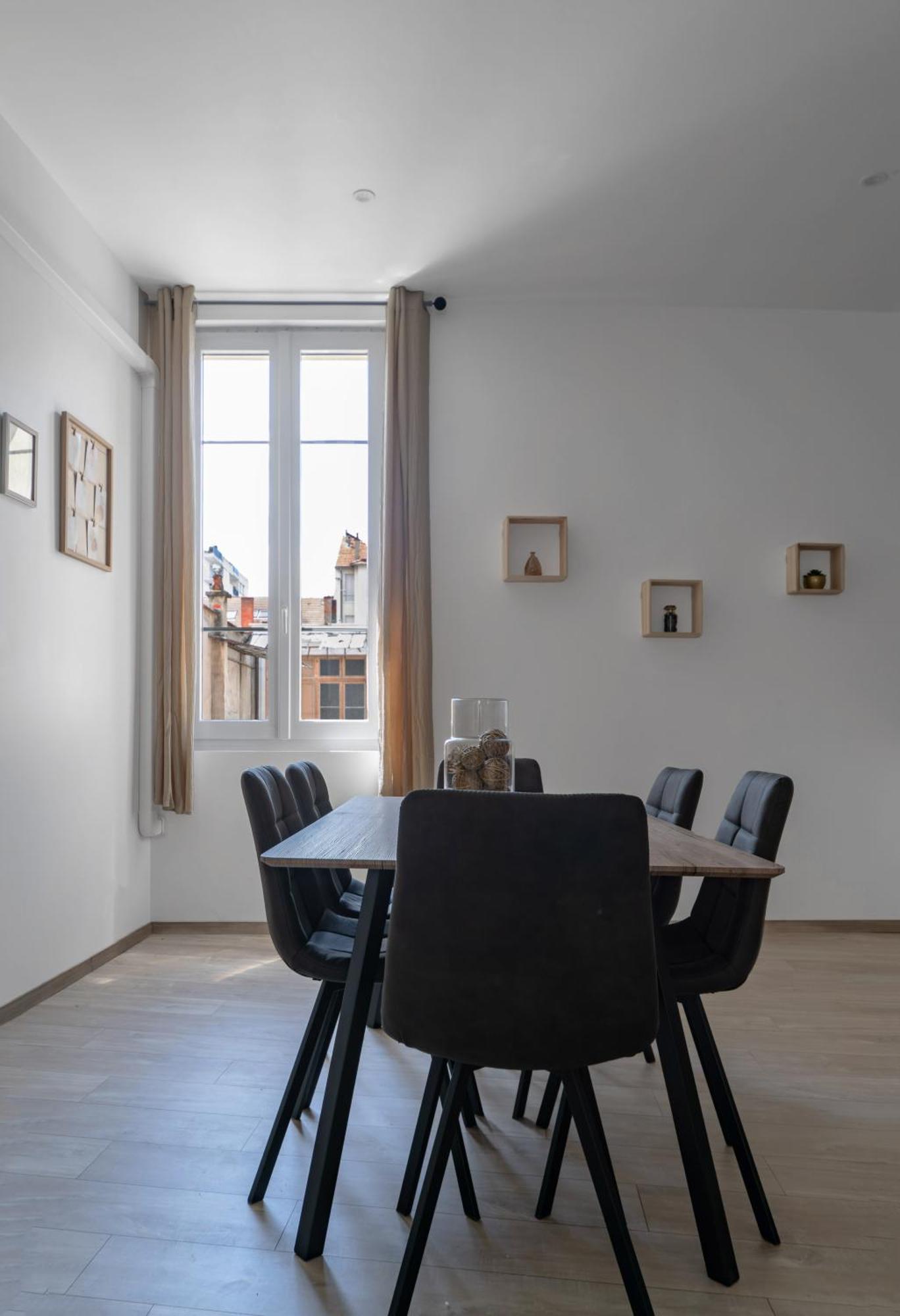 Le Ravy - Appartement Design, 2 Chambres, Centre Ville ヴィシー エクステリア 写真